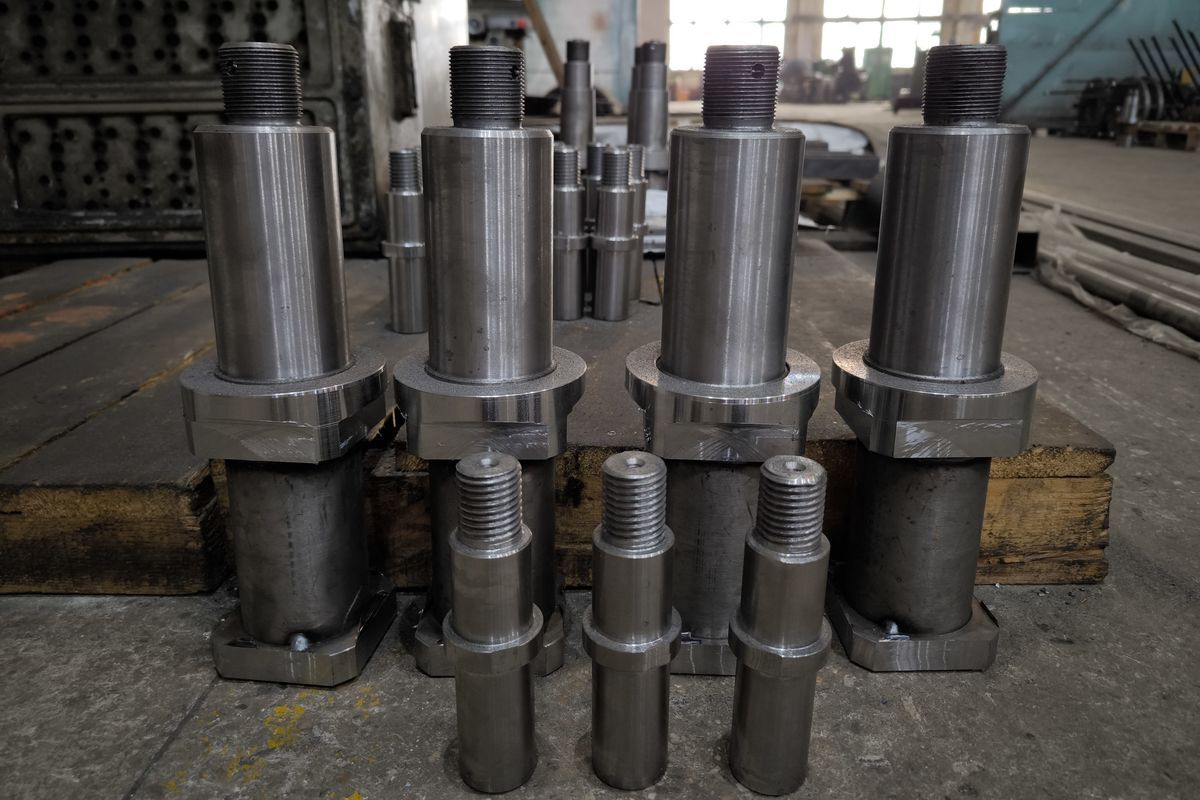 Машиностроительный завод